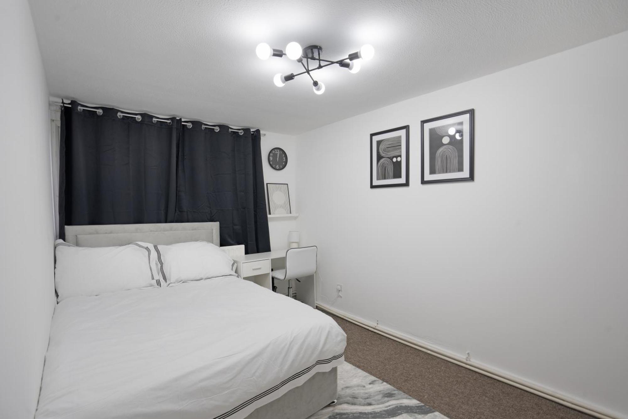 Luxury 3 Bedroom House In Woodgreen Ferienhaus *